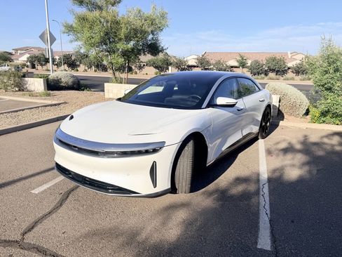 Used 2023 Lucid Air Touring AWD/4WD image 2