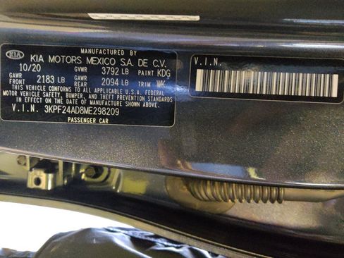 Used 2021 Kia Forte LXS FWD image 33