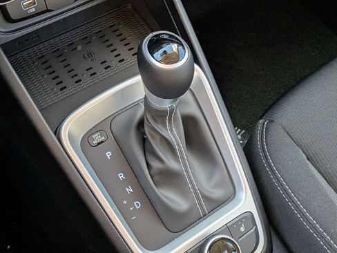 New 2026 Hyundai Venue SEL FWD image 13