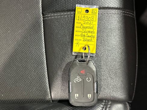 Used 2021 Chevrolet Silverado 3500 High Country image 46