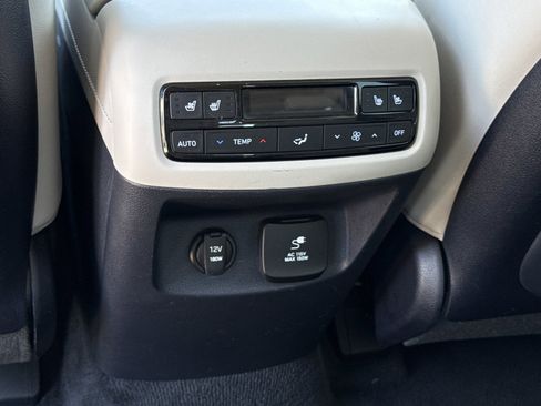 Used 2024 Hyundai Palisade Calligraphy image 20