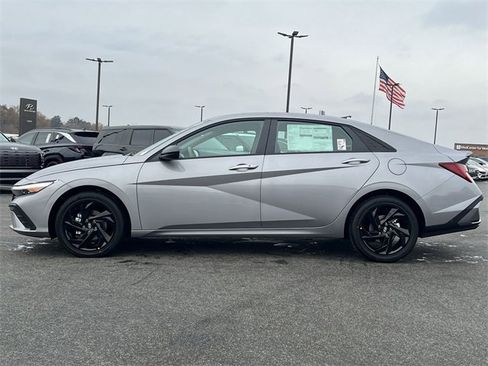 New 2026 Hyundai Elantra Sport image 32