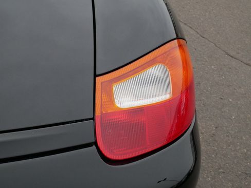 Used 1997 Porsche Boxster image 18