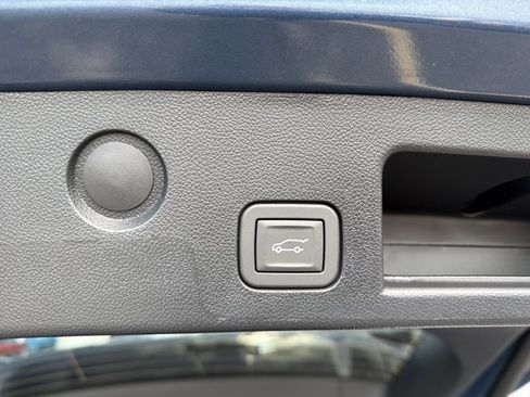 New 2026 Chevrolet Equinox LT image 34