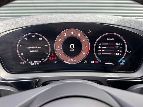 Certified 2025 Porsche Cayenne S AWD/4WD image 26