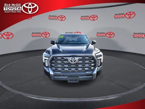 Used 2022 Toyota Tundra Platinum image 3