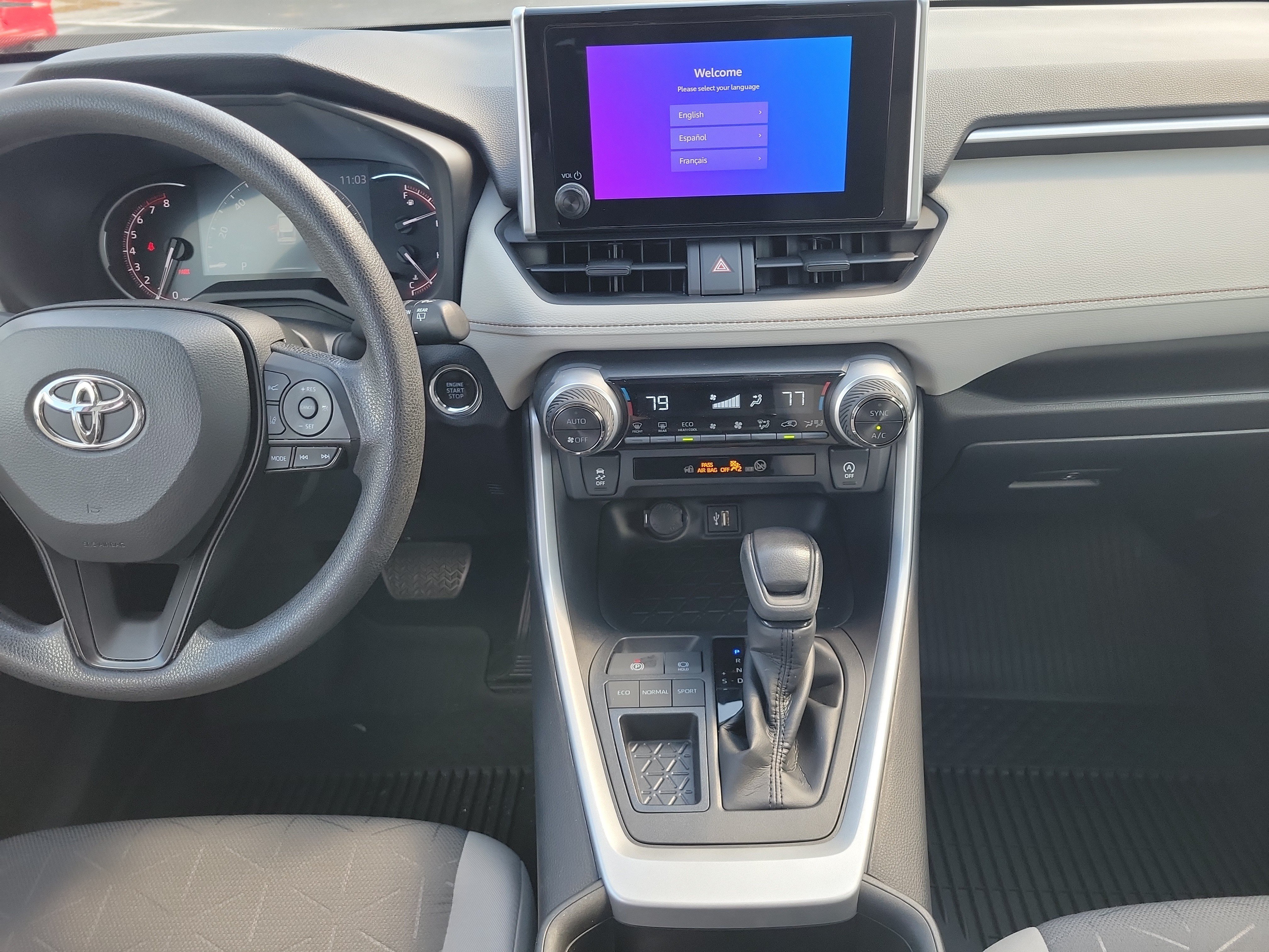 Used 2023 Toyota RAV4 XLE w/ Convenience Package FWD image 16