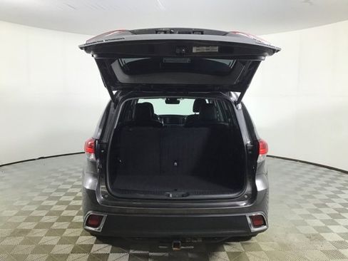 Certified 2019 Toyota Highlander Limited image 21