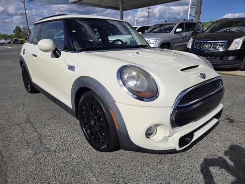Used 2016 MINI Cooper S image 5