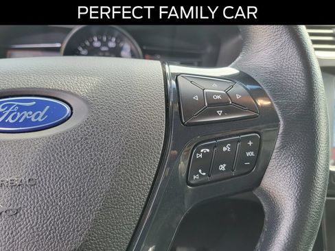 Certified 2018 Ford Explorer XLT w/ Equipment Group 202A AWD/4WD image 26