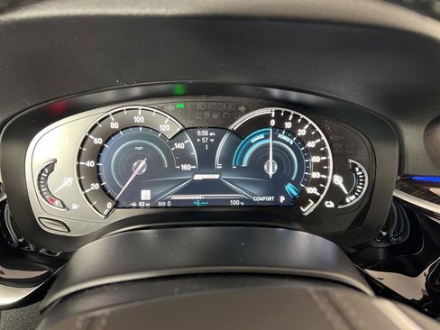 Used 2019 BMW 530e xDrive 530e xDrive iPerformance w/ Premium Package image 19