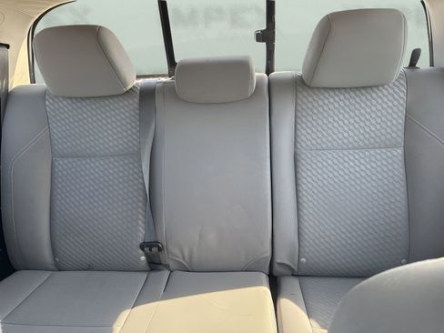 Used 2021 Toyota Tacoma SR w/ SR Convenience Package image 10