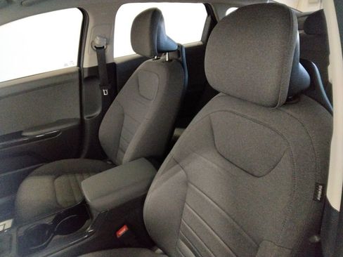 Used 2025 Kia K4 EX image 31