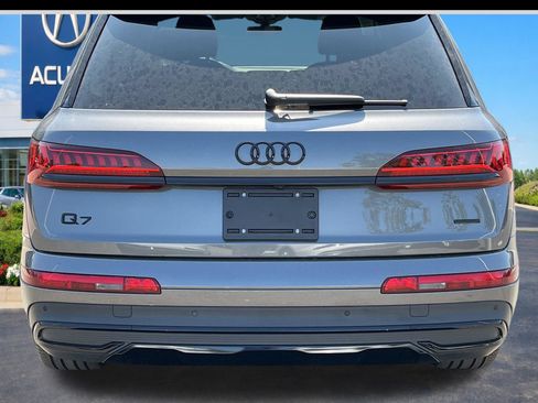 Used 2023 Audi Q7 3.0T Prestige w/ Prestige Package AWD/4WD image 5