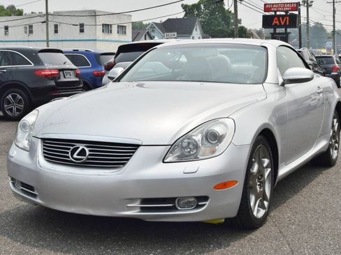 Used 2008 Lexus SC 430 Convertible RWD image 3