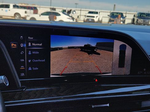 Used 2023 Cadillac Escalade ESV Premium Luxury Platinum image 14