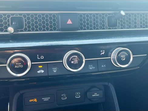 Used 2025 Honda Civic Sport image 15