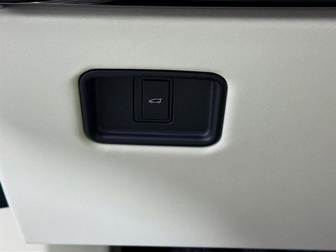 New 2026 Land Rover Range Rover SE AWD/4WD image 10