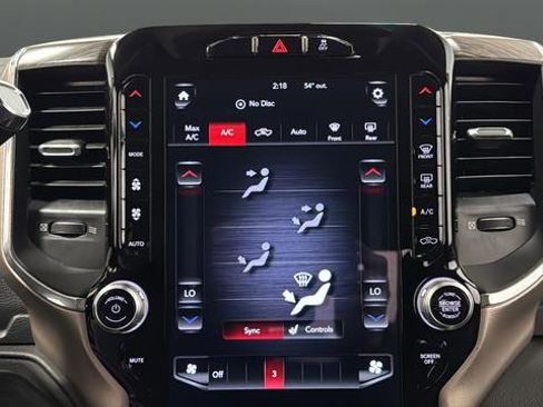 Used 2019 RAM 2500 Laramie AWD/4WD image 18