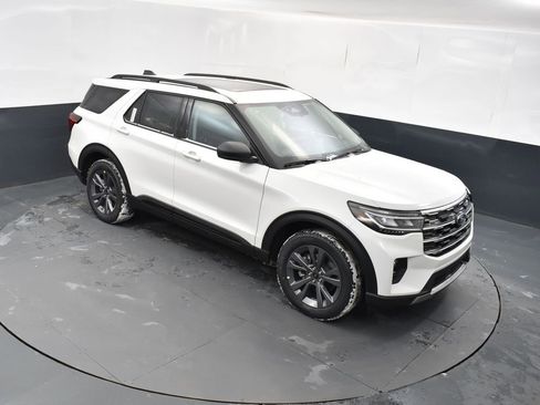 New 2026 Ford Explorer Active w/ Active Comfort Package image 23