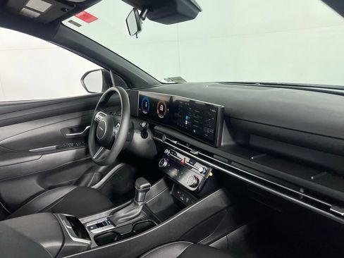 Used 2025 Hyundai Santa Cruz SEL image 30