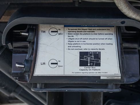 Used 2015 Ford F650 2WD Crew Cab Super Duty image 15