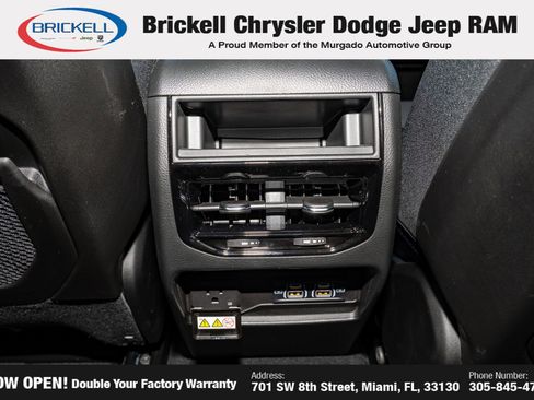 New 2025 Jeep Grand Cherokee Laredo X w/ Luxury Tech Group I image 19