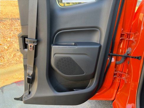 Used 2022 Chevrolet Colorado W/T w/ WT Convenience Package image 34