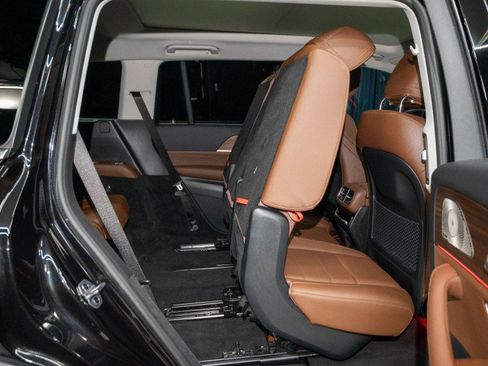 Certified 2026 Mercedes-Benz GLS 450 4MATIC image 19