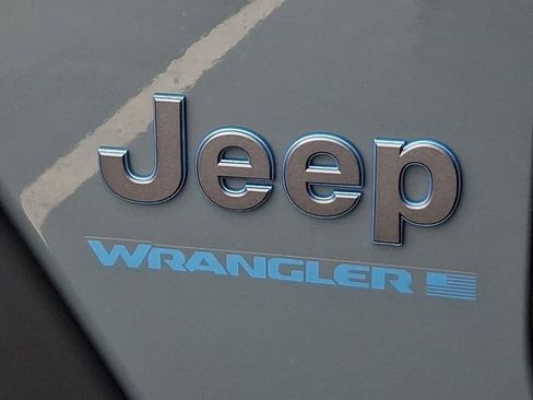 Used 2025 Jeep Wrangler Unlimited Rubicon 4xe w/ Convenience Group AWD/4WD image 30