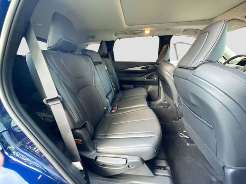 Used 2026 INFINITI QX60 Luxe w/ Cargo Package image 32