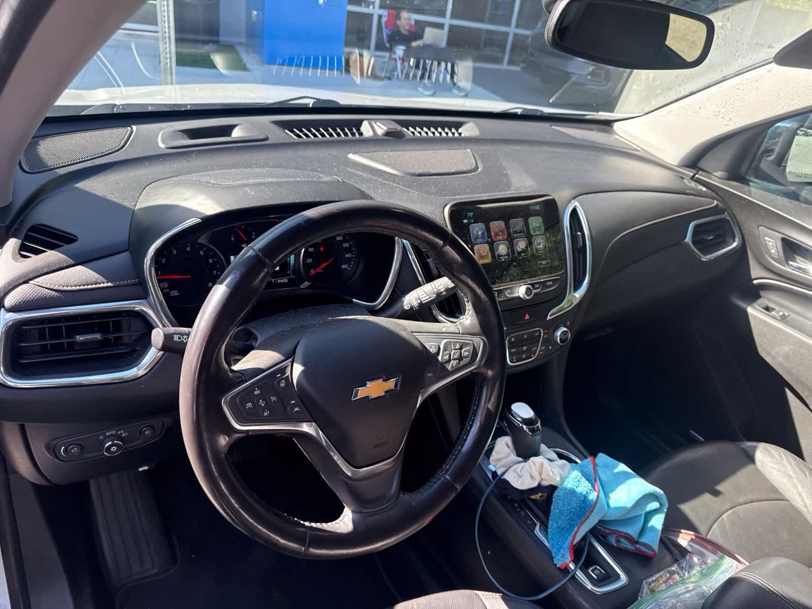 Used 2018 Chevrolet Equinox Premier FWD image 11