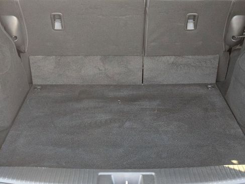 Used 2019 Honda HR-V LX image 17