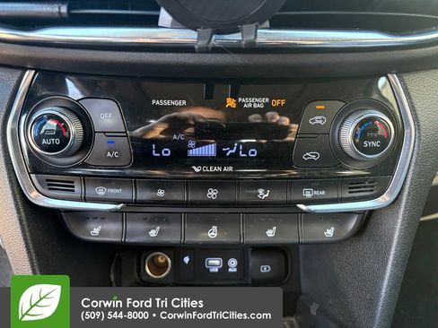 Used 2020 Hyundai Santa Fe Limited w/ Cargo Package AWD/4WD image 19