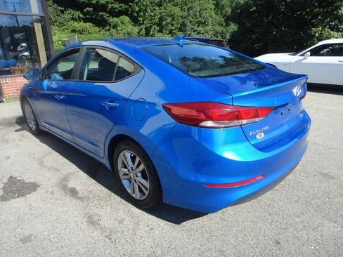 Used 2017 Hyundai Elantra Value Edition FWD image 6