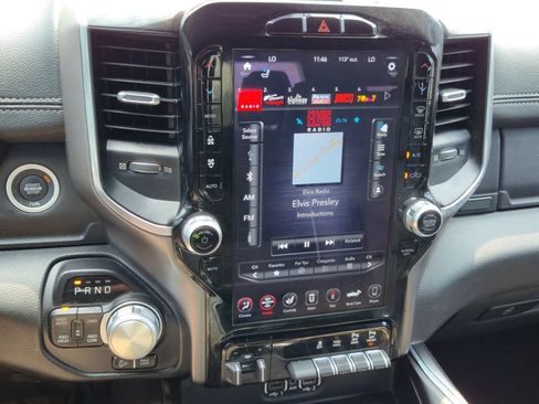 Used 2020 RAM 1500 Laramie w/ Sport Appearance Package AWD/4WD image 21