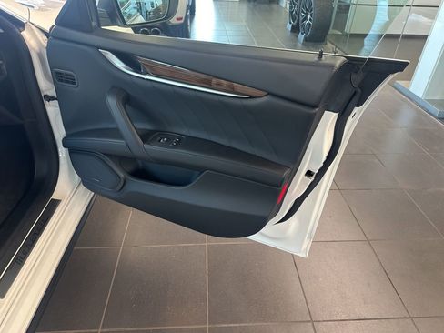 Used 2020 Maserati Ghibli S Q4 image 21