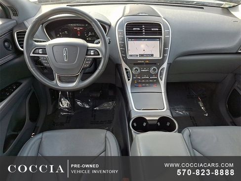 Used 2020 Lincoln Nautilus Reserve image 11