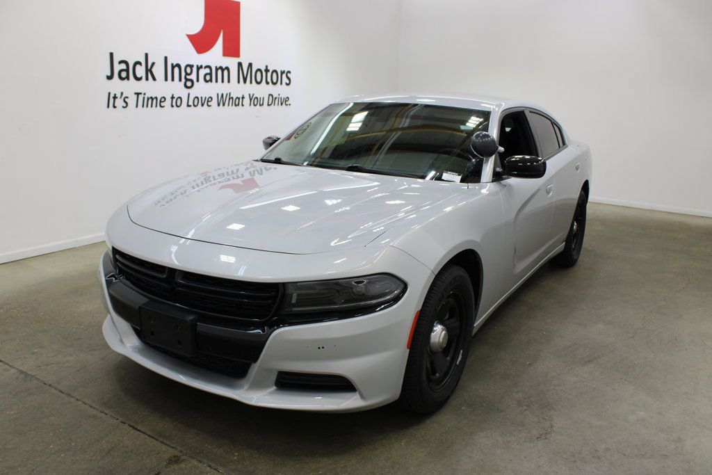 Used 2023 Dodge Charger Police RWD image 2