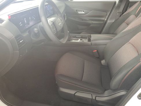 New 2026 Nissan Sentra SR w/ Floor Mat Package image 11