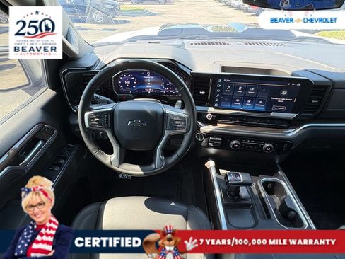 Used 2024 Chevrolet Silverado 1500 LT Trail Boss w/ Convenience Package II AWD/4WD image 16