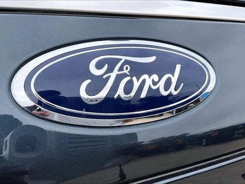 Used 2022 Ford Expedition XLT AWD/4WD image 30