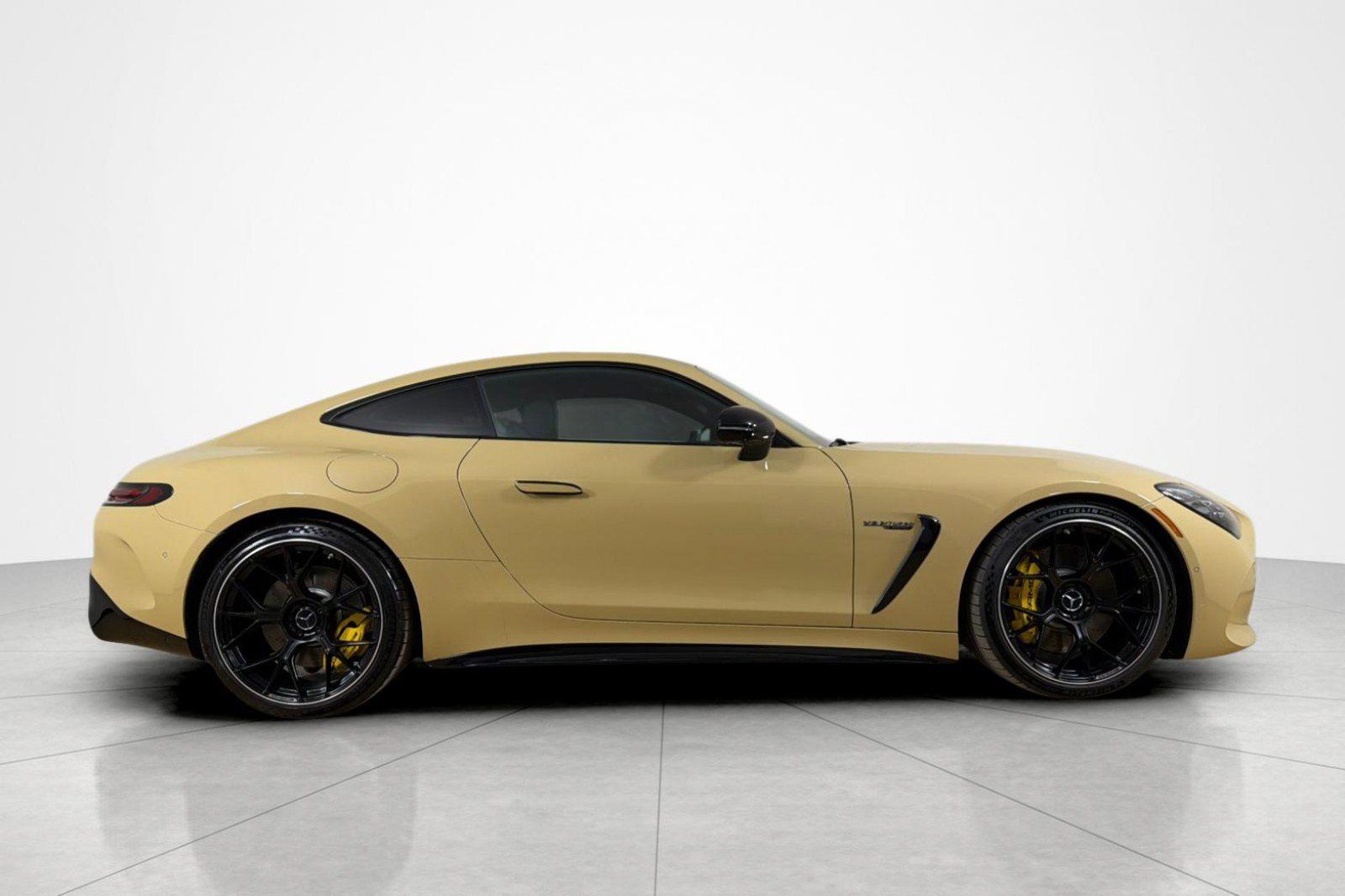 Used 2025 Mercedes-Benz AMG GT 55 image 6