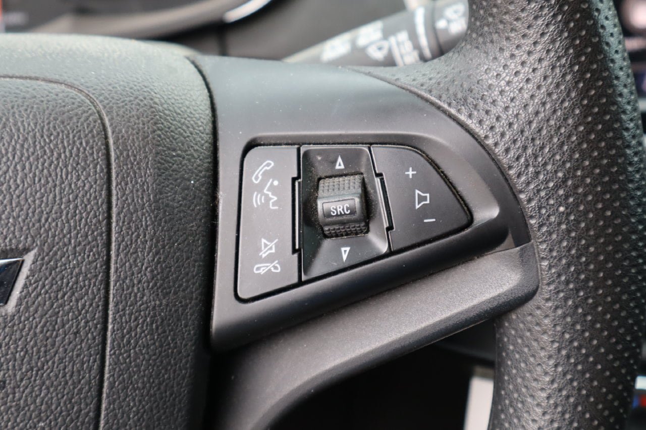 Used 2020 Chevrolet Trax LS w/ Tint and Cruise Package FWD image 13