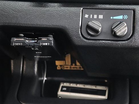 Used 1997 Land Rover Defender 90 AWD/4WD image 43