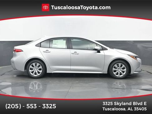 Used 2026 Toyota Corolla LE FWD image 1