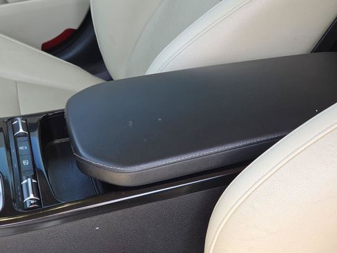 Used 2022 Kia Stinger GT-Line w/ Sun & Sound Package RWD image 39
