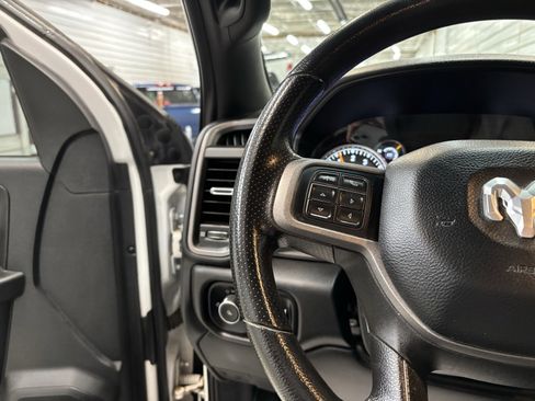 Used 2022 RAM 2500 Tradesman w/ Chrome Appearance Group image 14