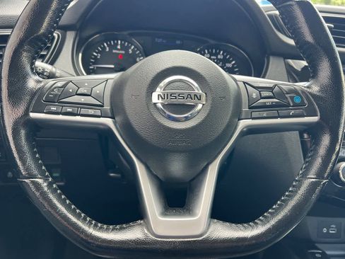 Used 2021 Nissan Rogue Sport SV w/ Technology Package AWD/4WD image 29
