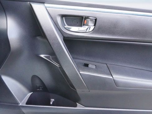 Used 2016 Toyota Corolla S w/ Driver Convenience Package image 30